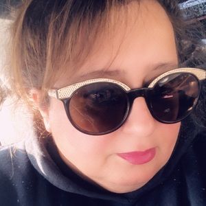 Meet your Posher, Shazia